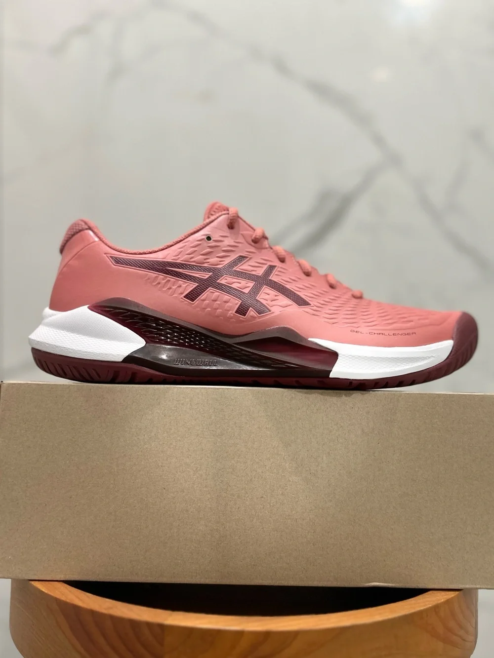 ASICS GEL-CHALLENGER 14 Tennis Shoes Women’s Size 10.5 | Stable & Cushioned